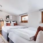 Appartamento Watzmannsuite - Familienfreundliche In Historischer Mit Kamin, Infrarotsauna, Balkon, Garten, Nur 10 Gehminuten Ins Zentrum Von Berchtesgaden