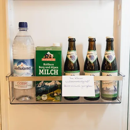 Watzmannsuite - Familienfreundliche In Historischer Mit Kamin, Infrarotsauna, Balkon, Garten, Nur 10 Gehminuten Ins Zentrum Von Berchtesgaden Lejlighed Bischofswiesen