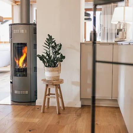 Watzmannsuite - Familienfreundliche In Historischer Mit Kamin, Infrarotsauna, Balkon, Garten, Nur 10 Gehminuten Ins Zentrum Von Berchtesgaden Апартаменты *